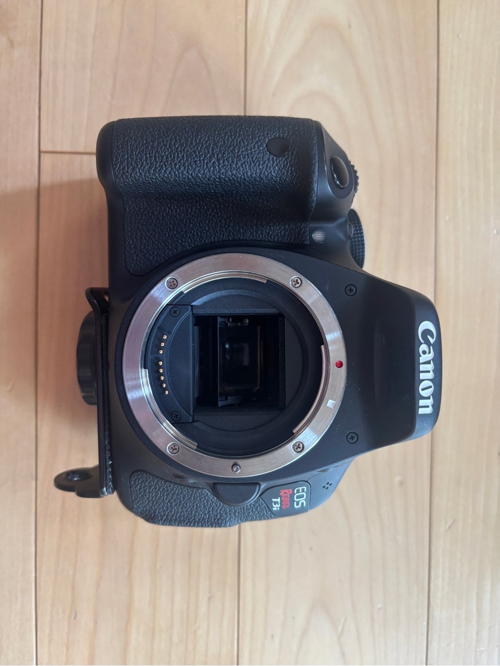 Canon DSLR Camera Body – Black and Silver Mount